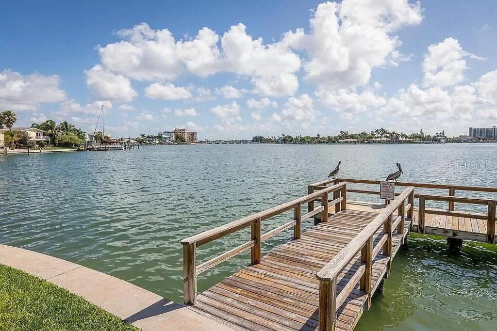 Treasure Island Beach Retreat Сейнт Пийт Бийч Екстериор снимка
