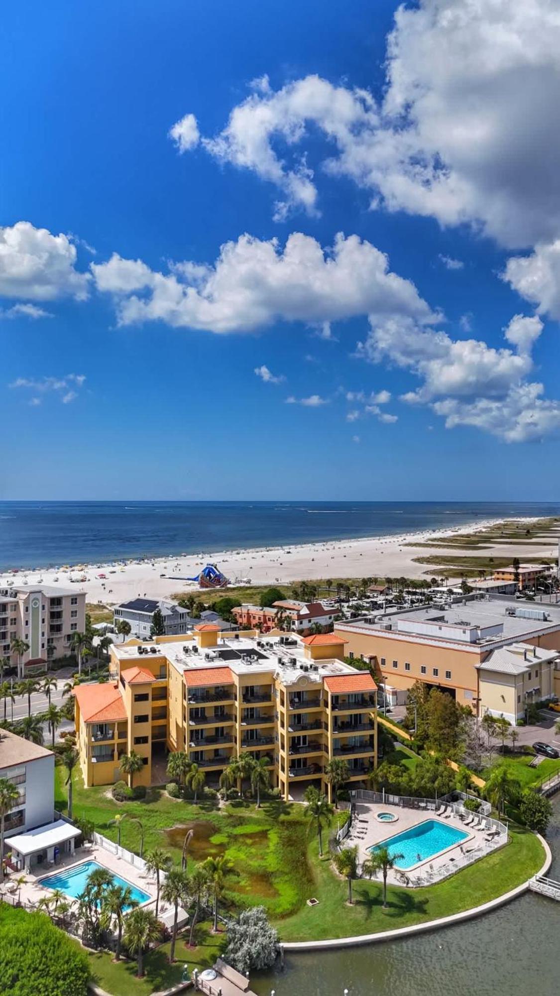 Treasure Island Beach Retreat Сейнт Пийт Бийч Екстериор снимка